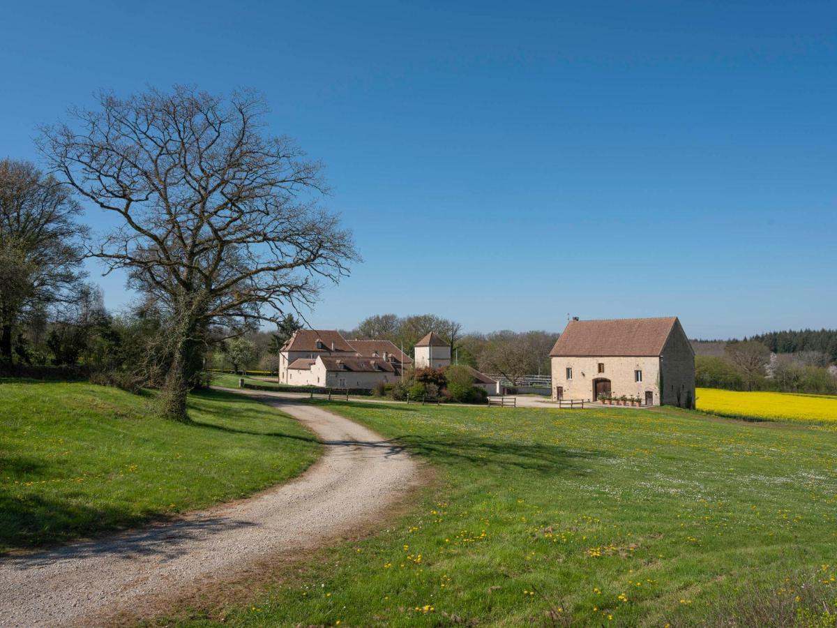 Vauban Villa Asquins Exterior photo